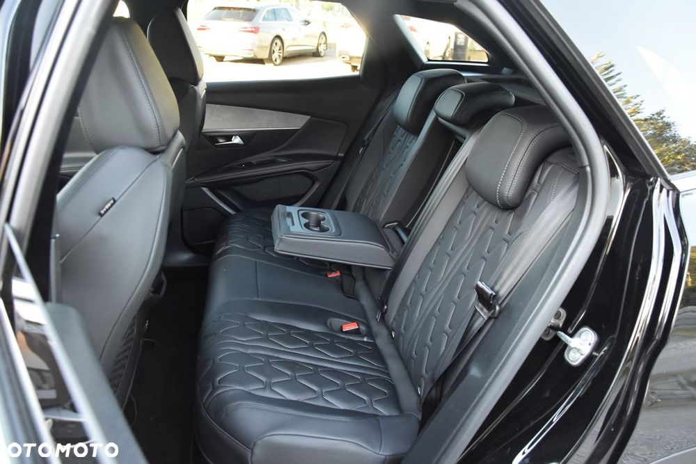 Peugeot 3008 1.6 PureTech HYbrid GT Line S&S EAT8 - 22