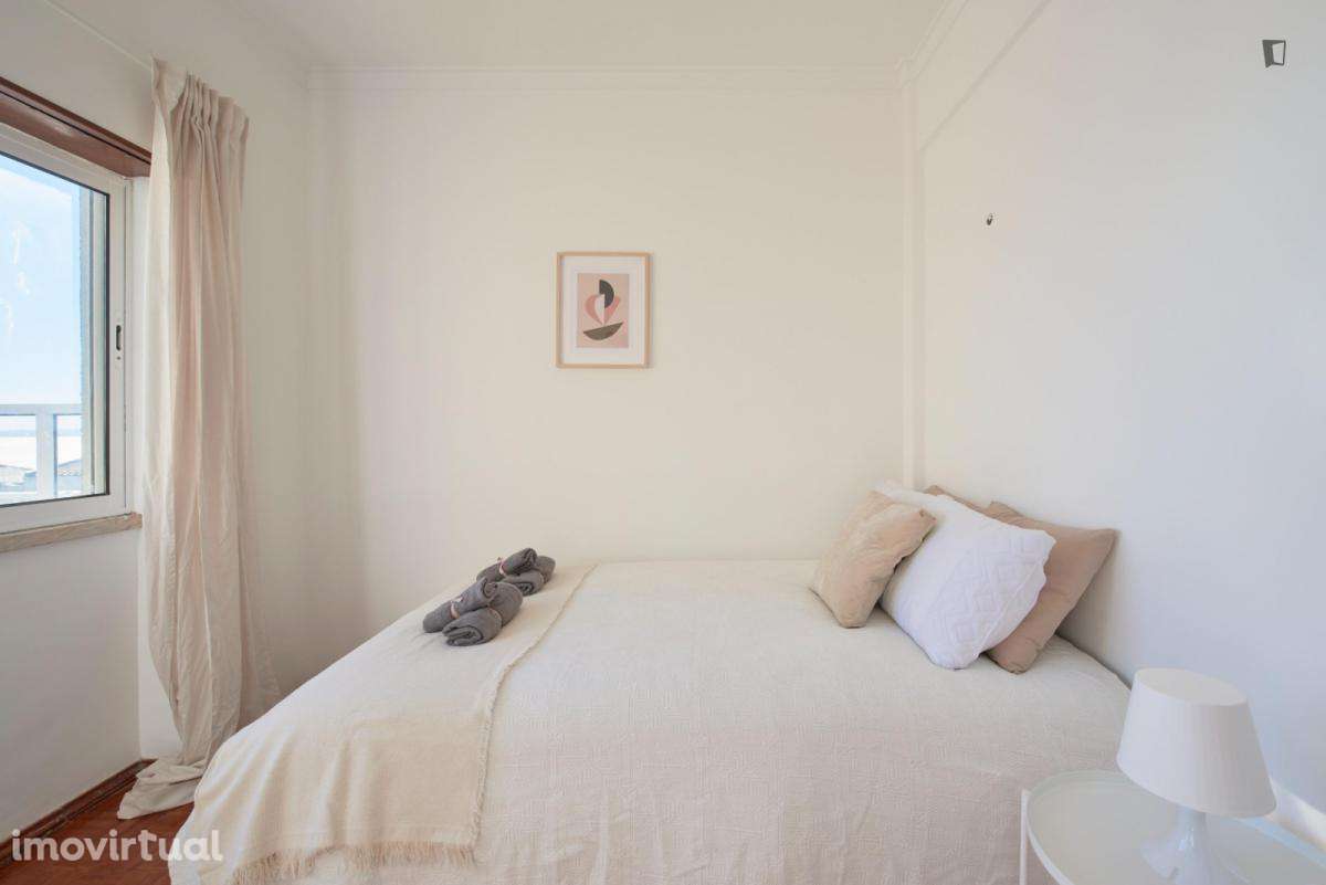 Quarto - localizado em Almada Lisbon - Grande imagem: 5/60