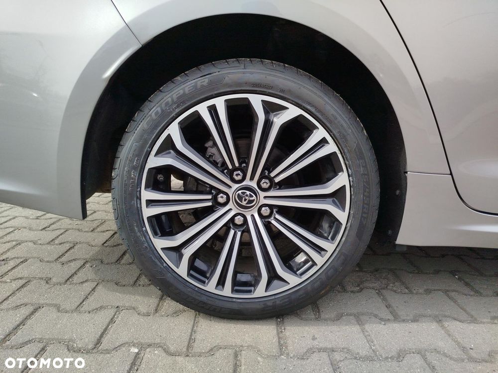 Toyota Corolla 1.6 Comfort - 17