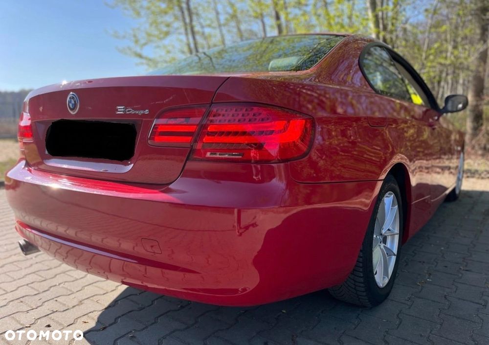 BMW Seria 3 318i Edition Exclusive - 15