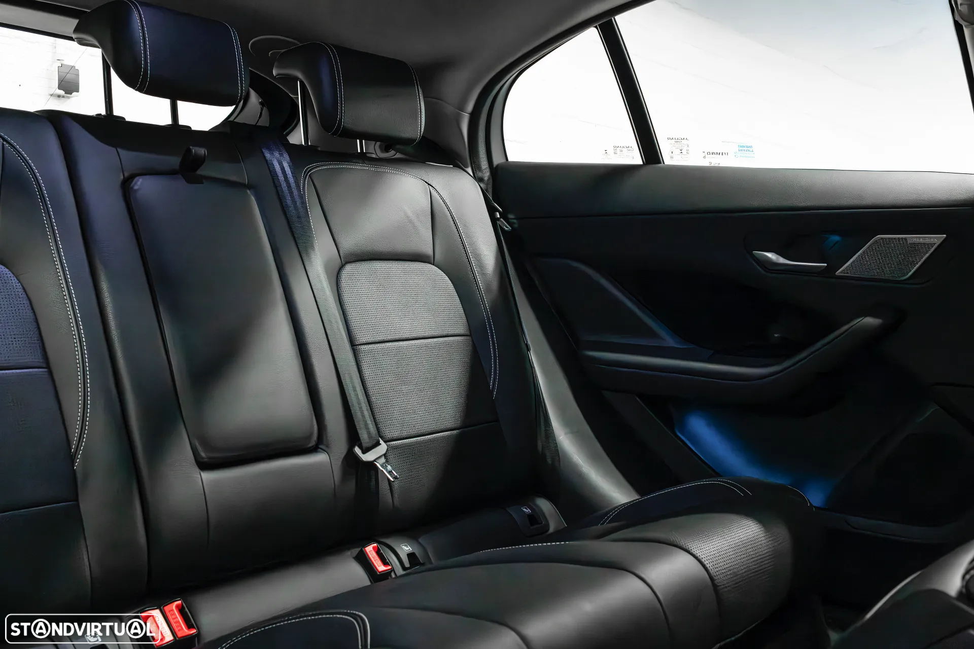 Jaguar I-Pace EV400 AWD SE - 12