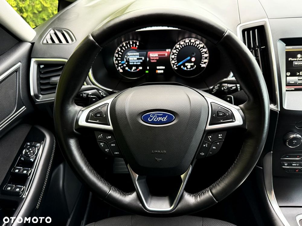 Ford S-Max - 26