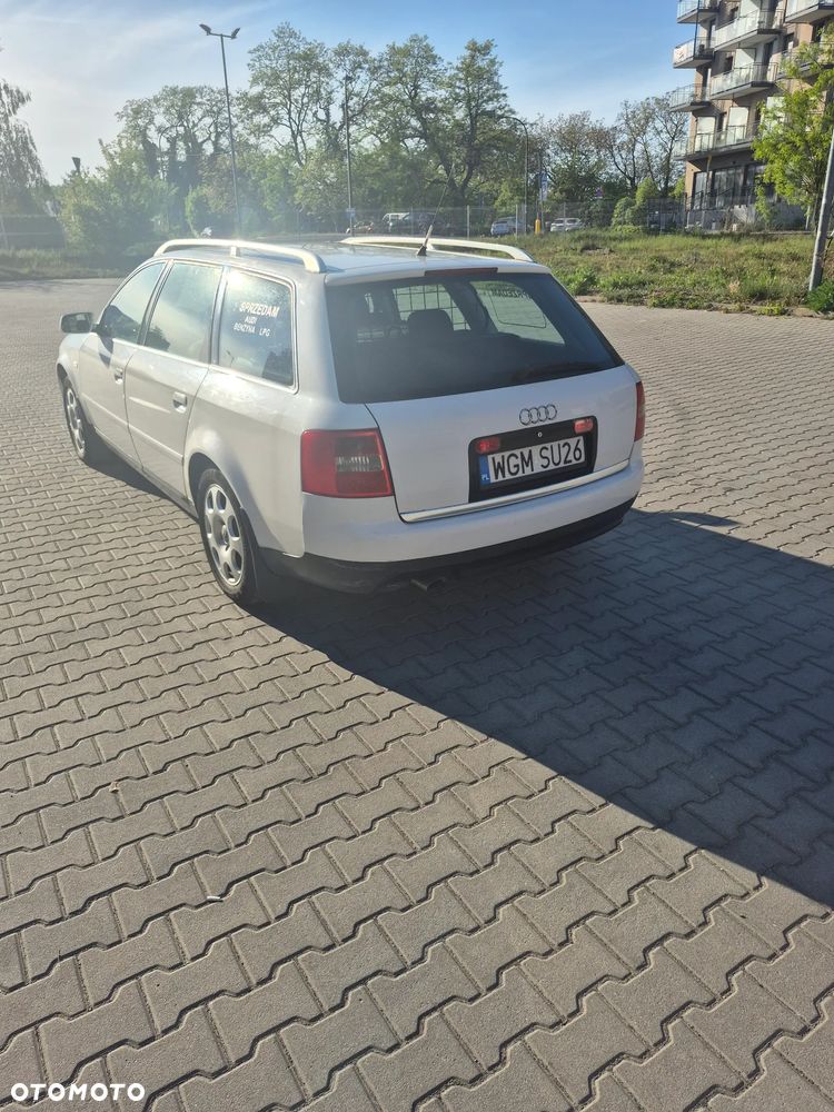 Audi A6 Avant - 15
