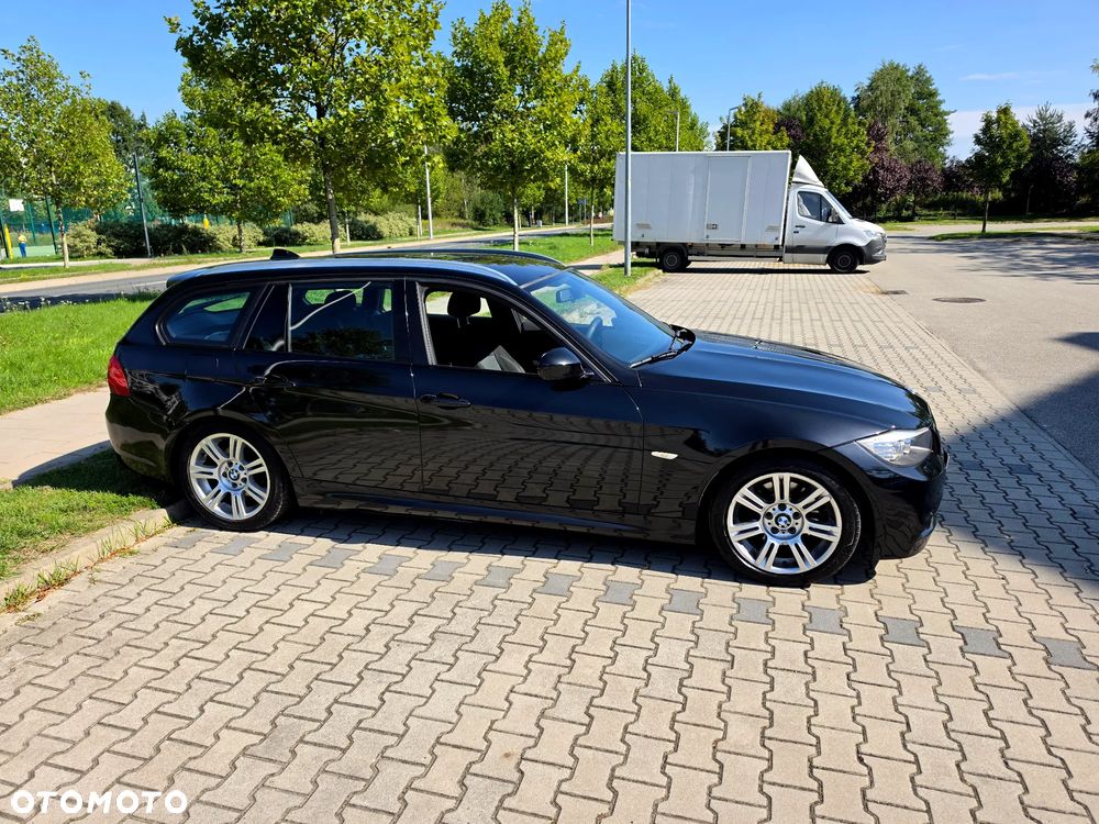 BMW Seria 3 320i Edition Sport - 10