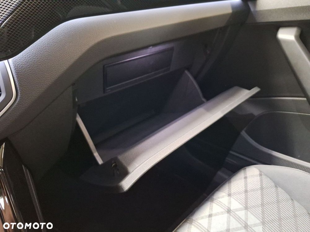 Volkswagen T-Cross - 27