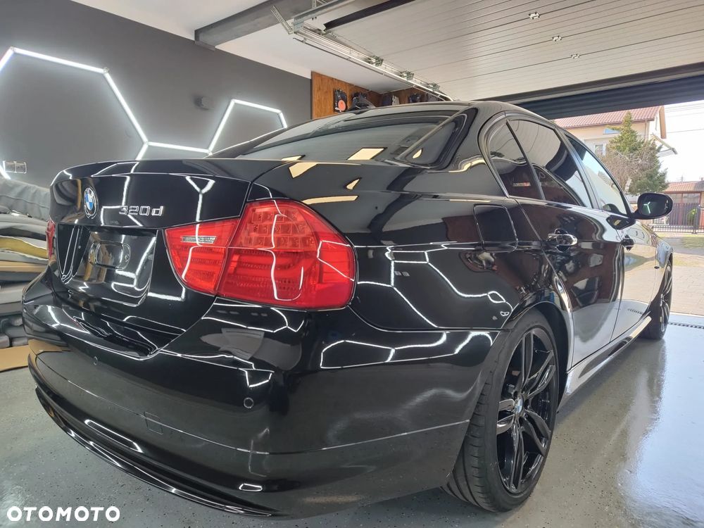 BMW Seria 3 320d - 8