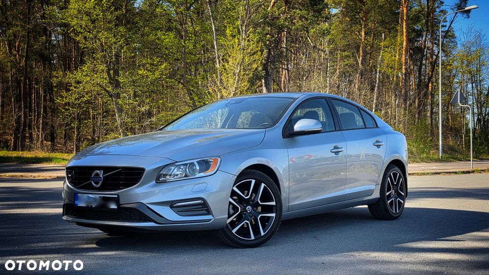 Volvo S60 T5 Drive-E Dynamic Edition (Momentum) - 3