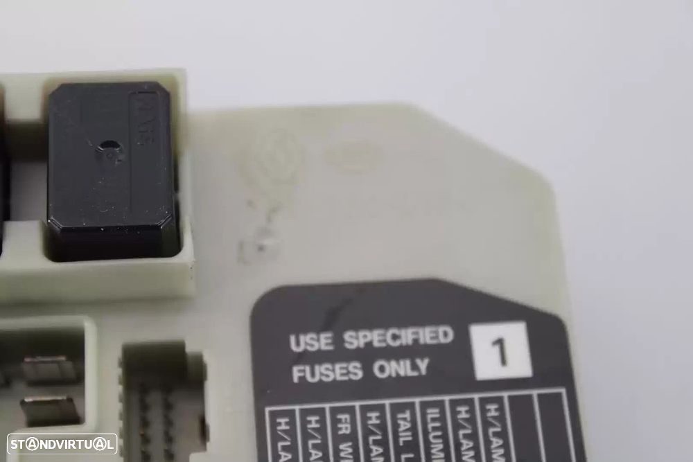 CAIXA RELÉS / FUSÍVEIS NISSAN NP300 NAVARA 2006 -284B7EB310 - 3