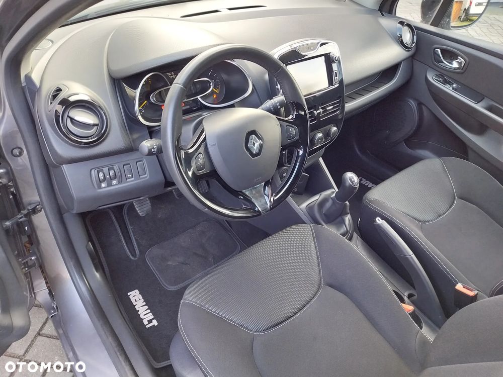 Renault Clio 1.2 16V 75 Business - 13
