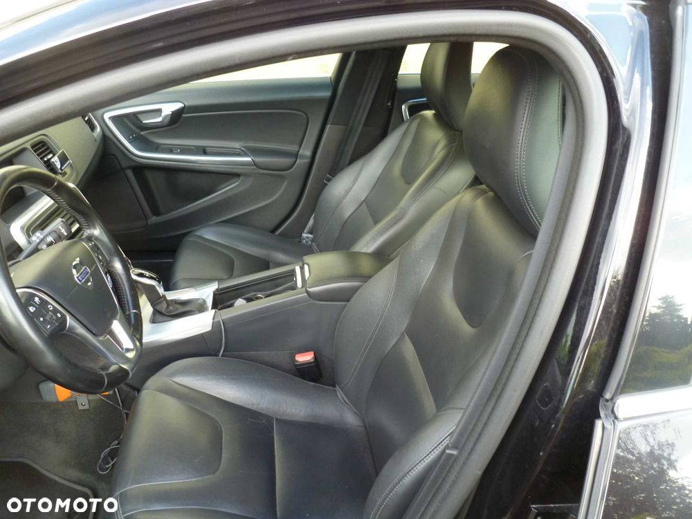 Volvo V60 - 3