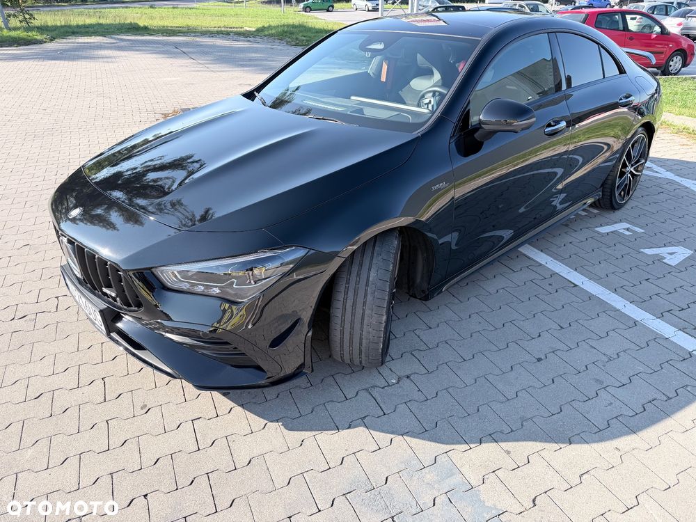 Mercedes-Benz CLA - 10