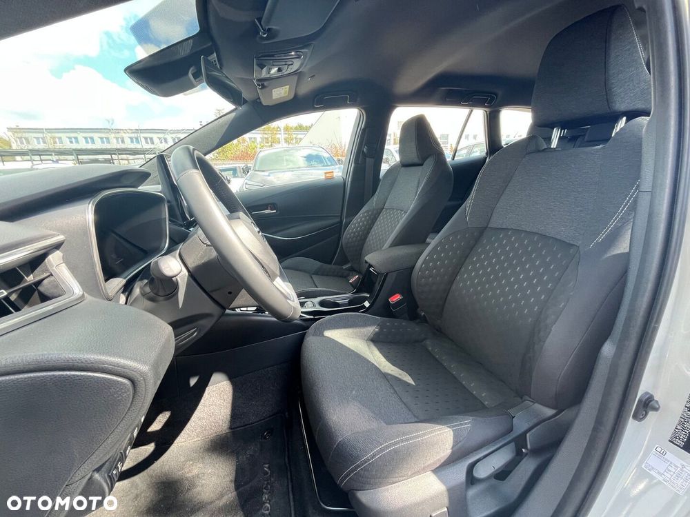 Toyota Corolla 1.8 Hybrid Comfort - 27