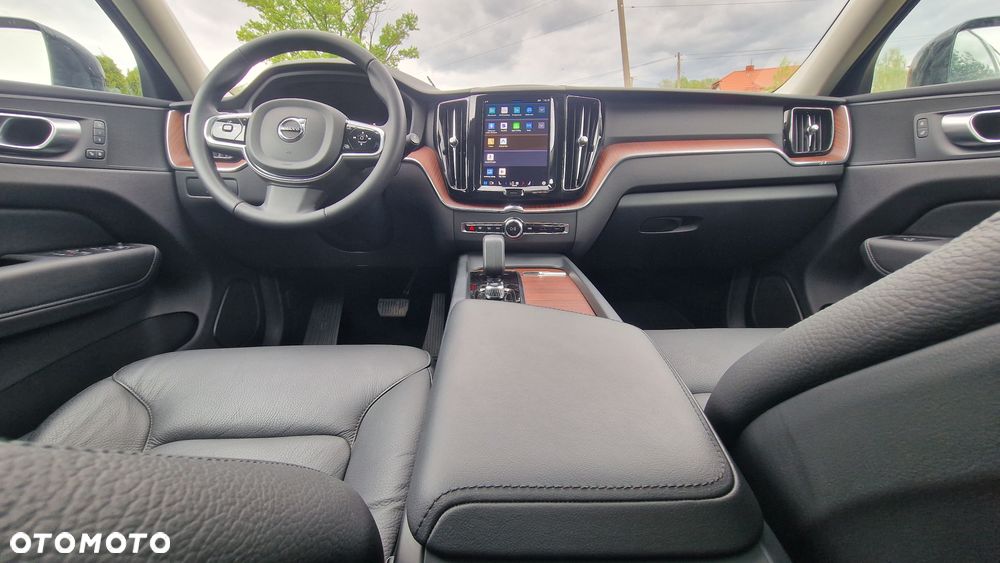 Volvo XC 60 B5 B AWD Geartronic RDesign - 15