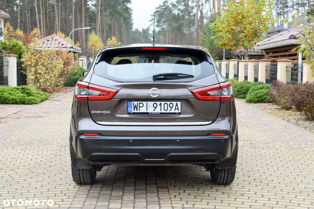 Nissan Qashqai 1.3 DIG-T ACENTA - 3