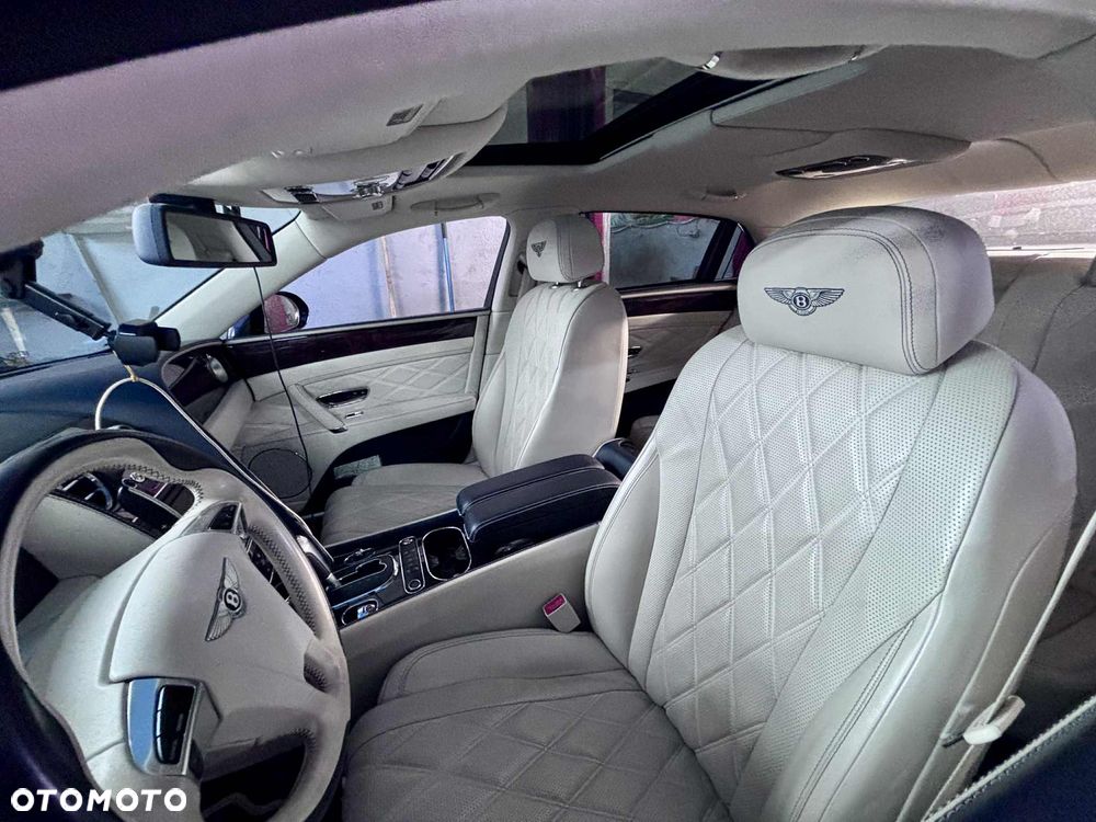 Bentley Flying Spur W12 - 32