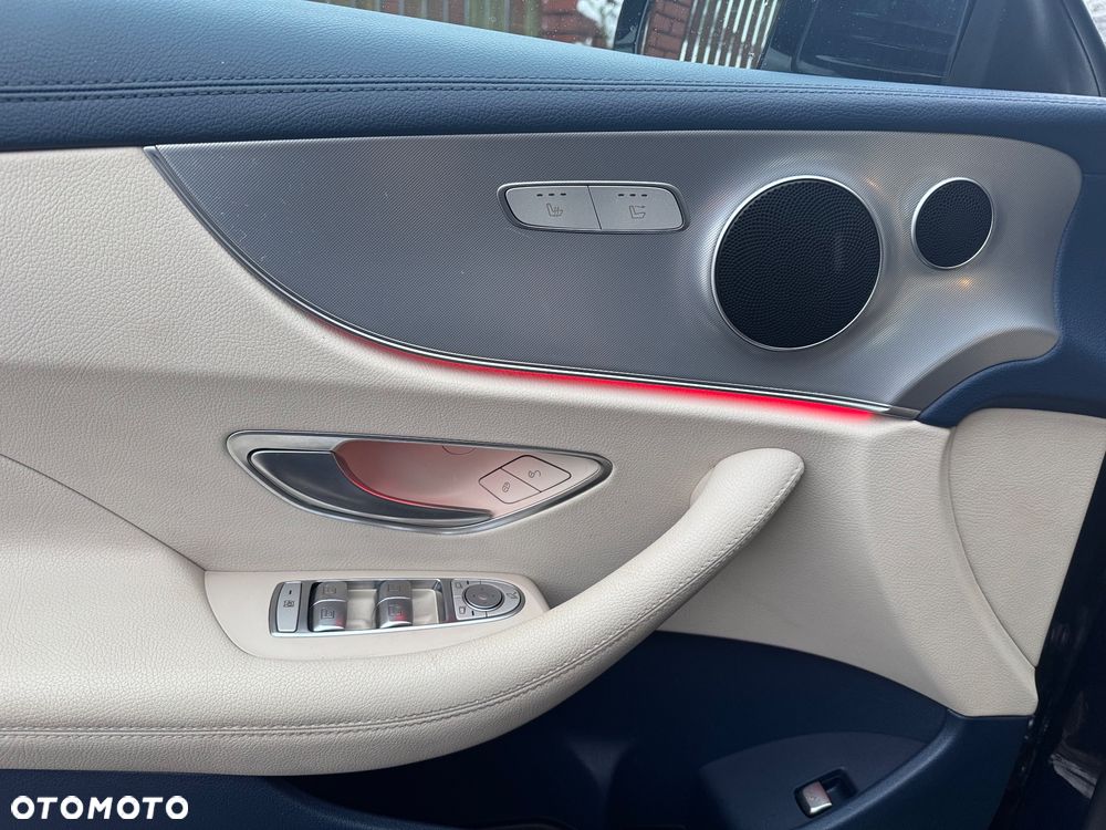 Mercedes-Benz Klasa E 220 d 9G-TRONIC - 16