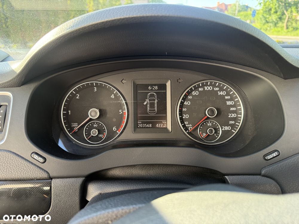 Volkswagen Jetta 1.6 TDI Comfortline - 15
