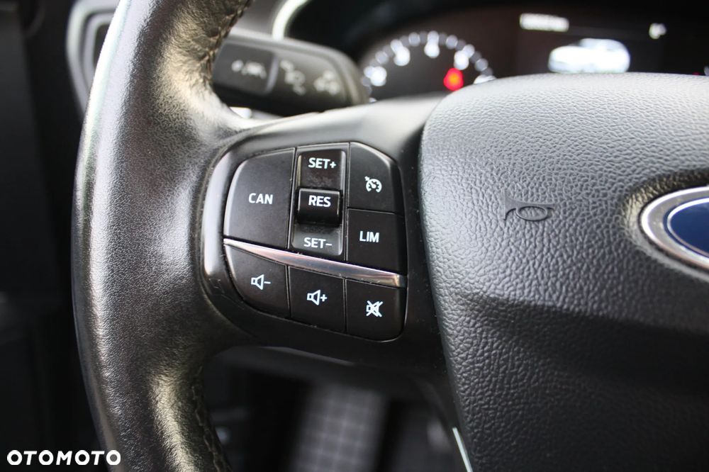 Ford Focus Turnier 1.0 EcoBoost Start-Stopp-System TITANIUM STYLE - 24