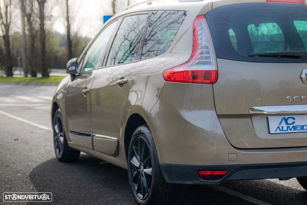 Renault Scénic 1.5 dCi Bose Edition SS - 23