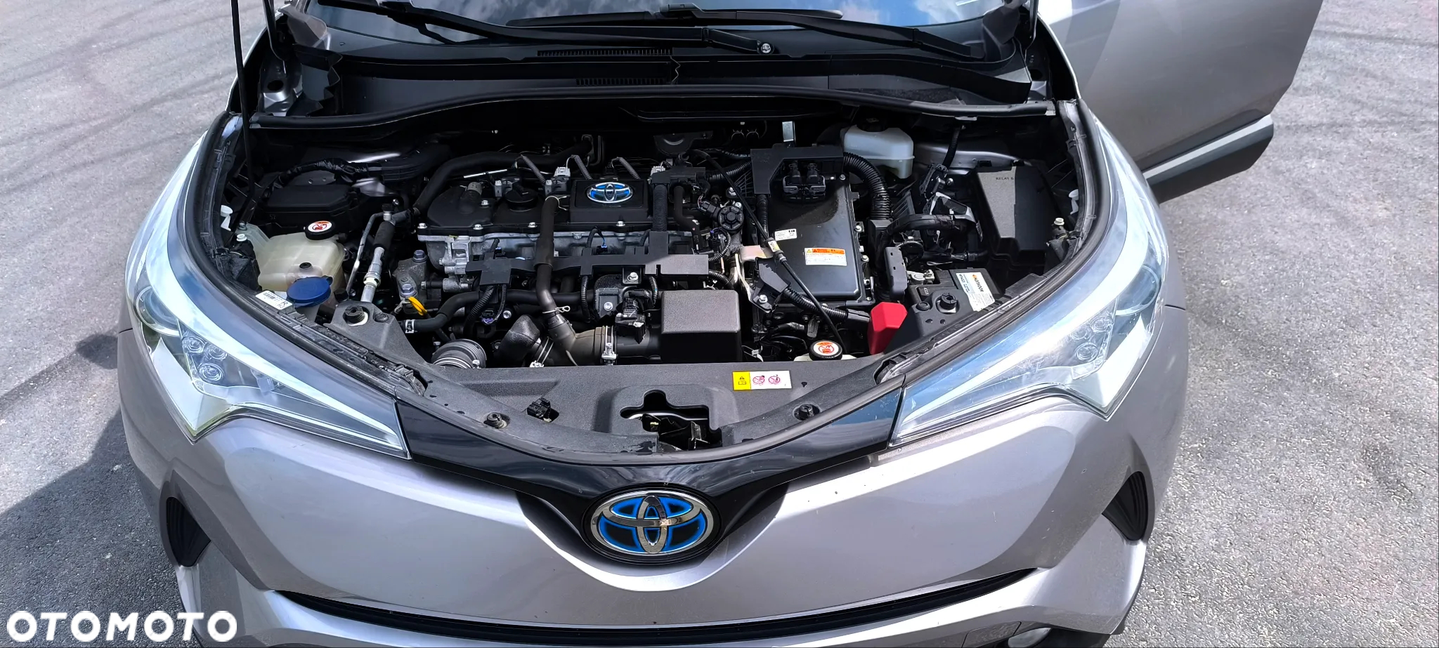 Toyota C-HR 1.8 Hybrid Business - 21