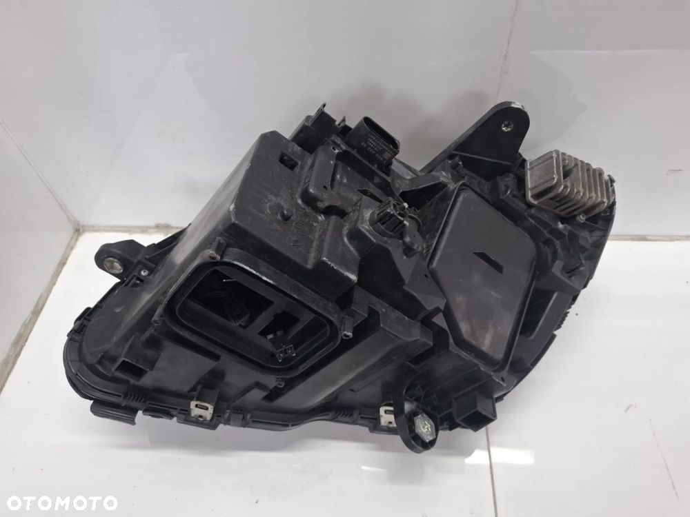 LAMPA PRAWA PRZEDNIA PRZÓD MERCEDES W205 FULL LED HIGH PERFORMANCE ŁADNA - 10