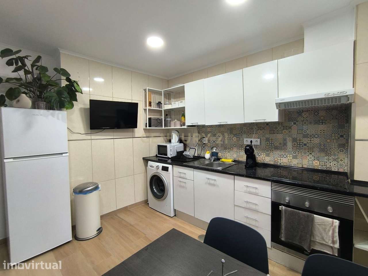 Apartamento renovado perto do Metro no Porto - Grande imagem: 4/60