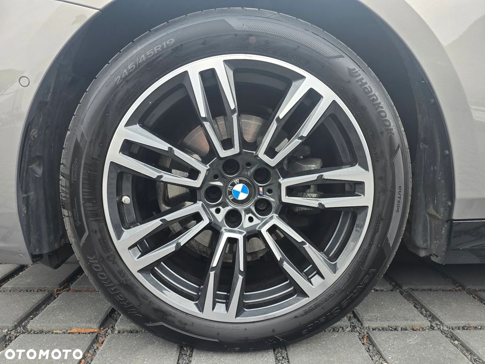 BMW Seria 5 520d xDrive mHEV M Sport - 10