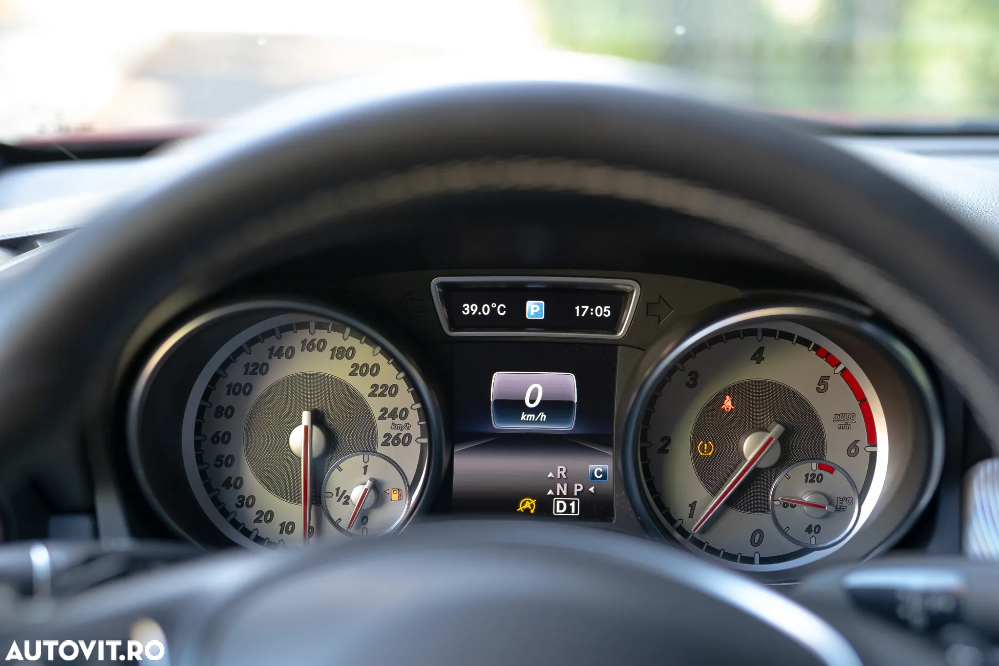 Mercedes-Benz GLA 220 d 7G-DCT UrbanStyle Edition - 9