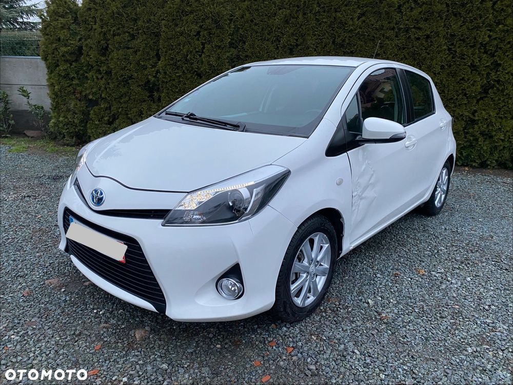 Toyota Yaris - 4