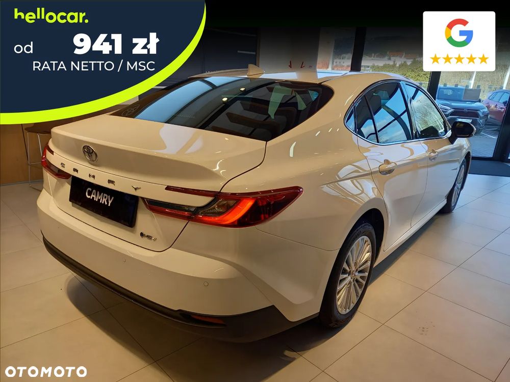 Toyota Camry 2.5 Hybrid Dynamic Force Comfort e-CVT - 2