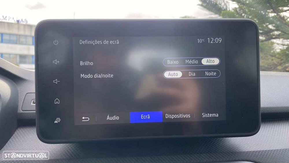 Dacia Sandero 1.0 SCe Essential - 44