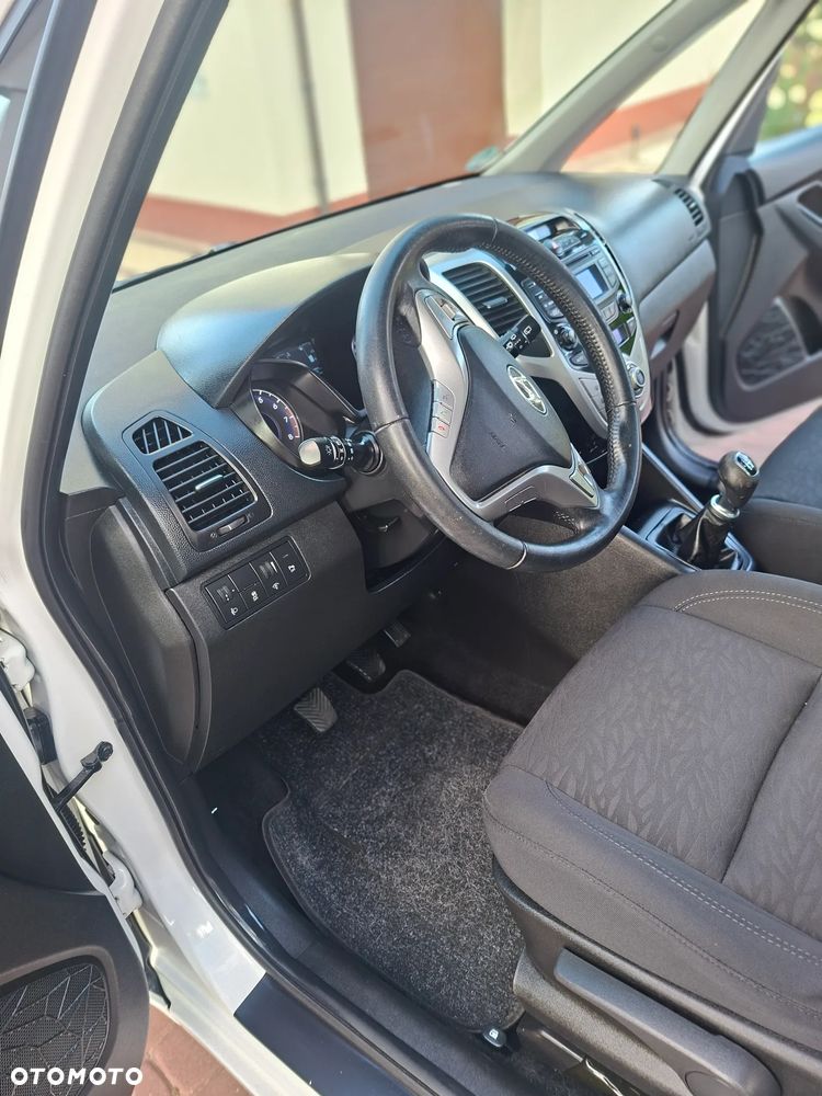 Hyundai ix20 1.4 Edition 20 - 26