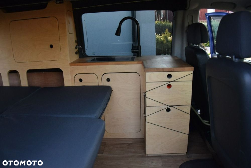 Mercedes-Benz Vito - 25