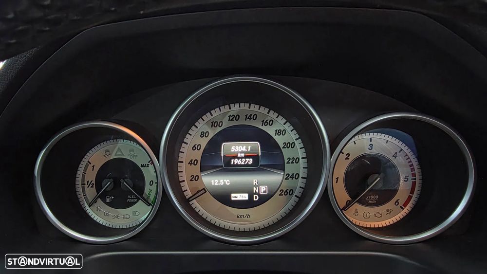 Mercedes-Benz E 300 - 16