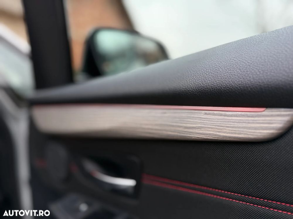 BMW Seria 2 218d - 13