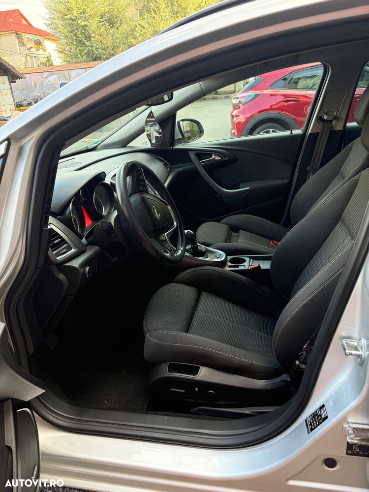 Opel Astra 1.7 CDTI ECOTEC Cosmo - 3