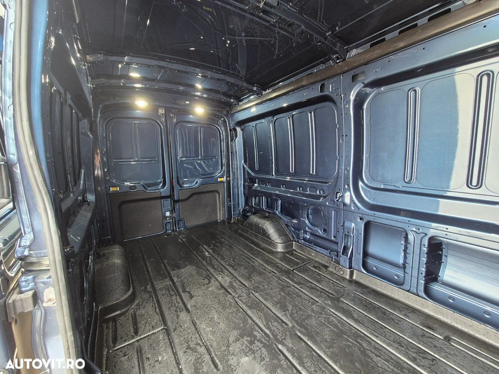 Ford E-Transit Van 350L (L3H2) Trend Motor electric 198 kW AT RWD - 12