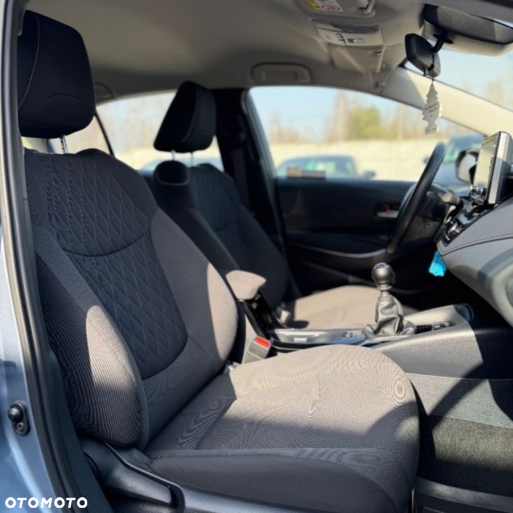 Toyota Corolla - 28
