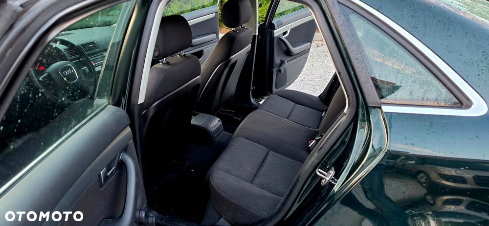 Audi A4 Limousine - 18