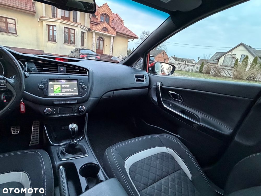 Kia Ceed 1.0 T-GDI ISG GT Line - 18