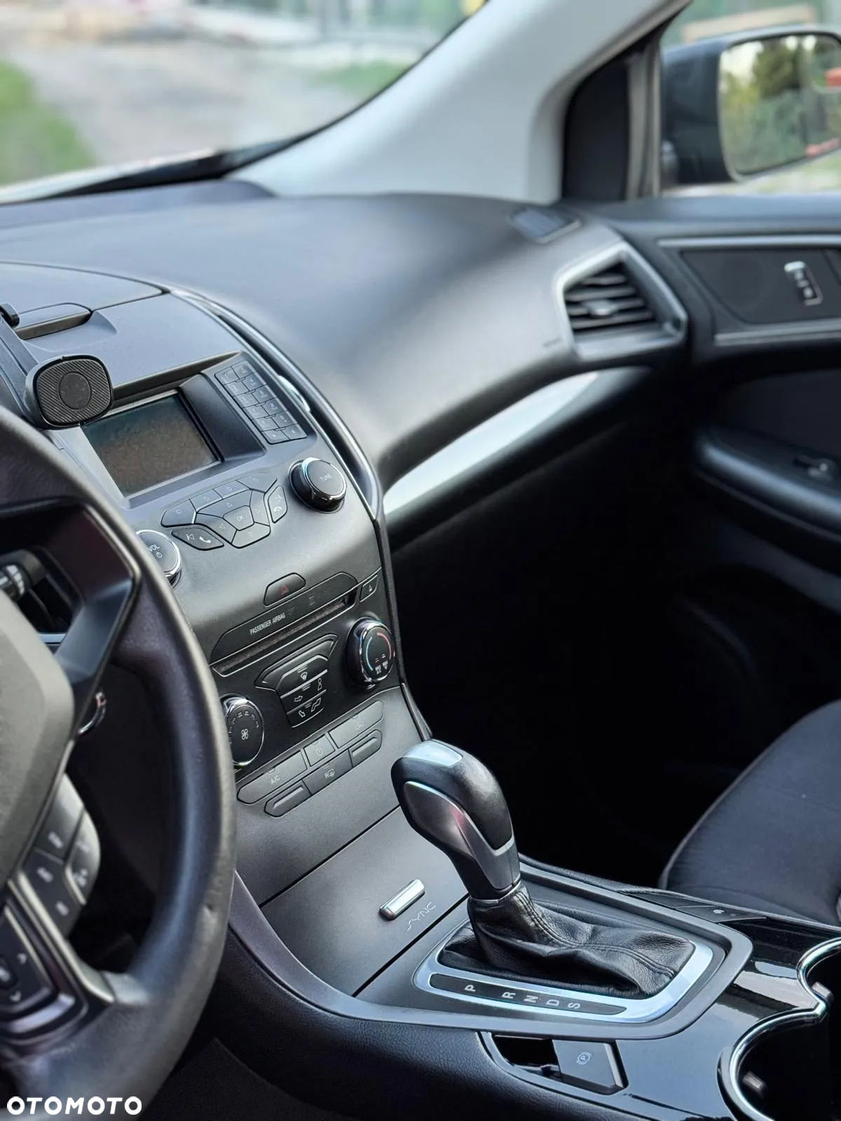 Ford Edge - 11
