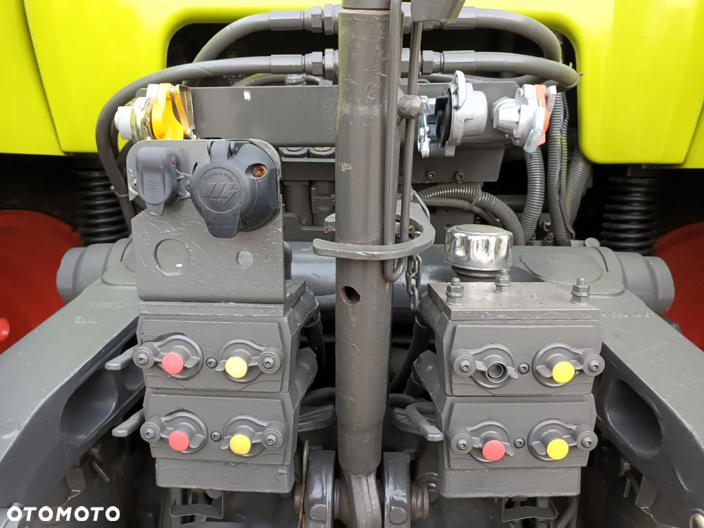 Claas Axion 840 CEBIS - 13