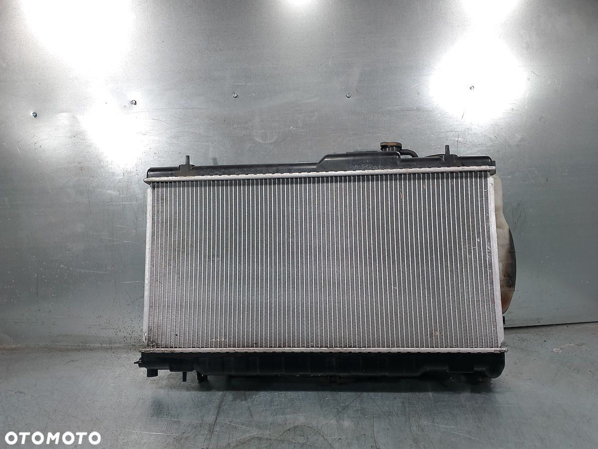 CHŁODNICA WODY Z WENTYLATOREM SUBARU IMPREZA II ( 00-07 ) 2002026 2.0 16V - 4