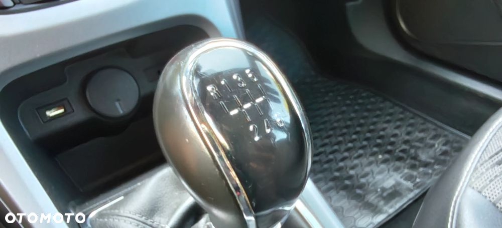 Opel Astra 1.4 Turbo Cosmo - 32