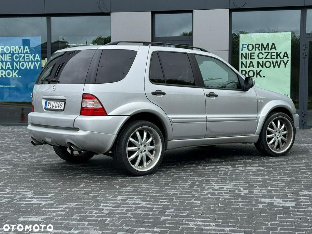 Mercedes-Benz ML - 11
