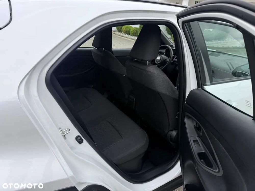 Toyota Yaris Cross Hybrid 1.5 Active - 33
