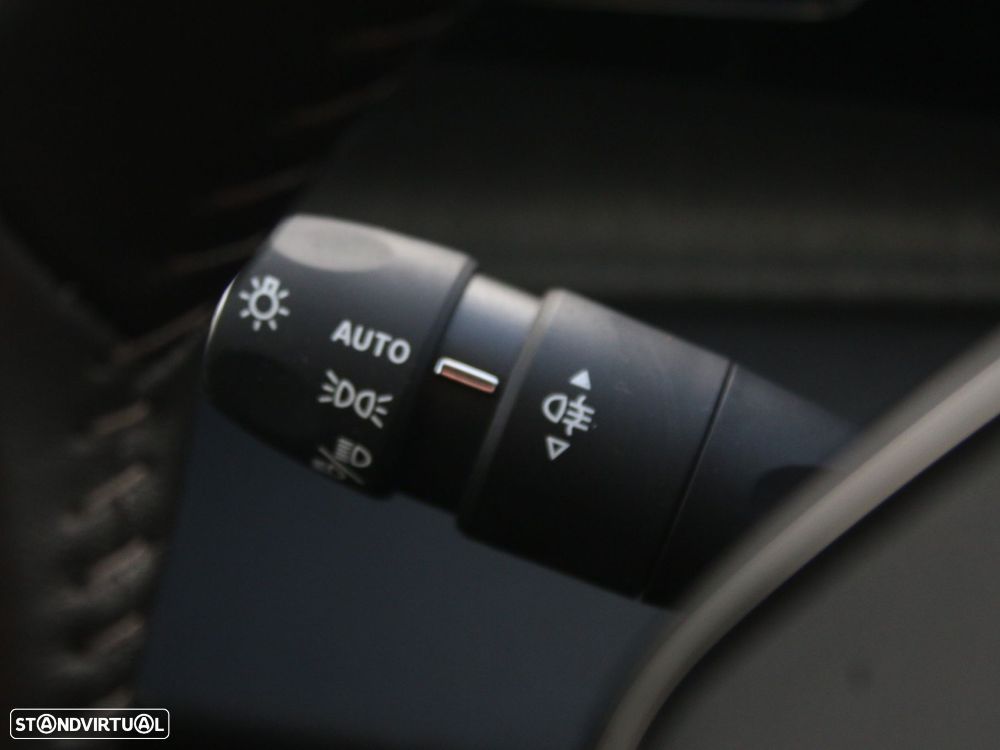 Peugeot 308 1.2 PureTech Allure - 8