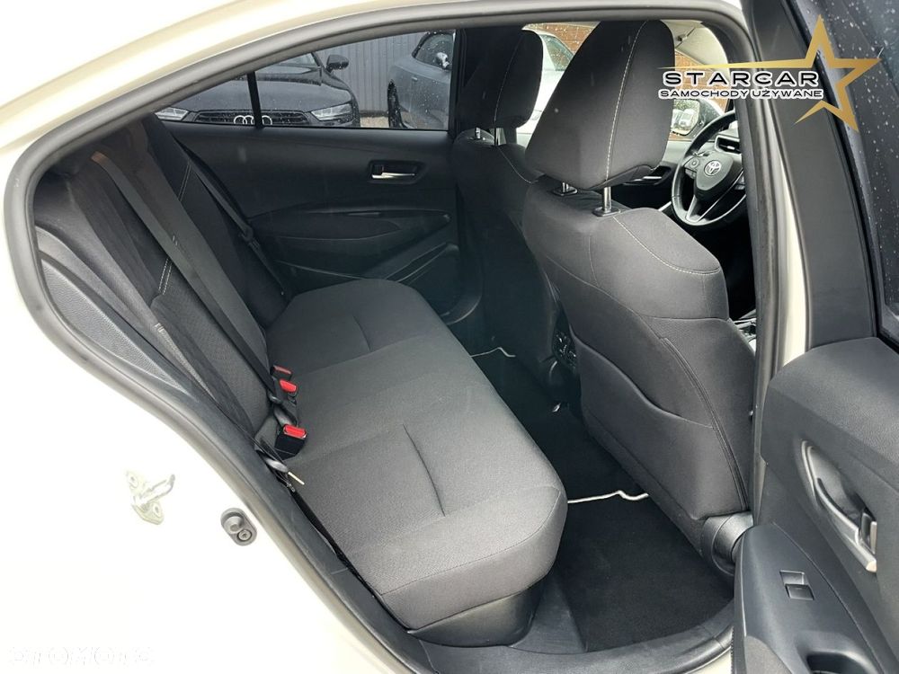 Toyota Corolla - 10