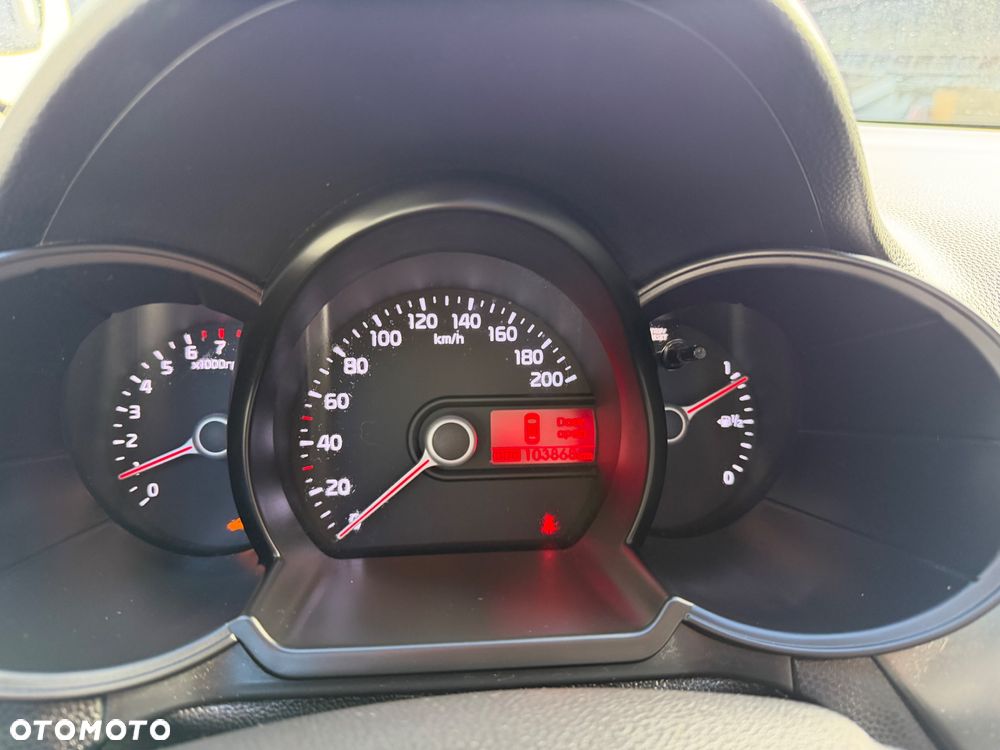 Kia Picanto - 13