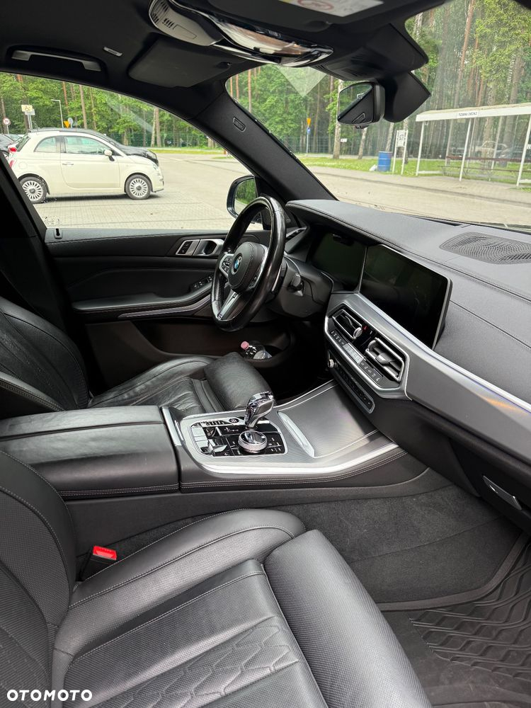 BMW X5 xDrive40d mHEV - 16